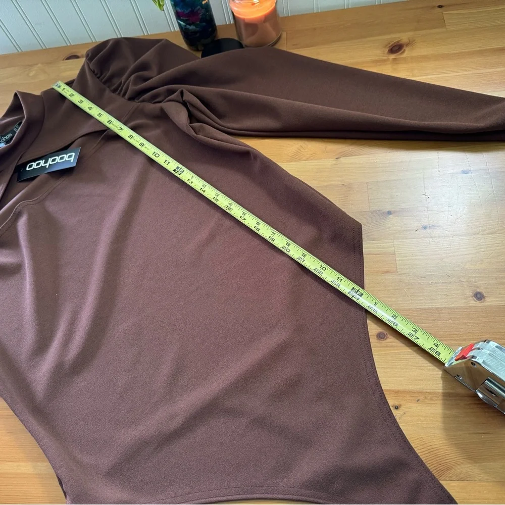 Boohoo Chocolate Brown Choker Cutout Long Sleeve Bodysuit Size 18 New With Tags - Picture 7 of 9